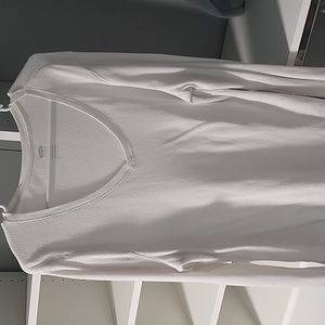 2 v-neck long sleeve thermals